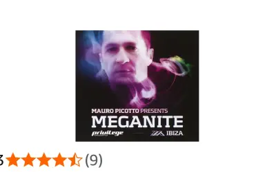 Mauro Picotto na okładce albumu "Meganite" z dymem w tle.