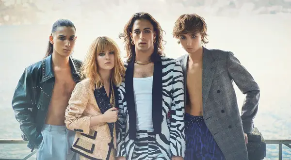 Członkowie zespołu Måneskin, pytasz "maneskin co to znaczy"? To włoski zespół rockowy, znany z odważnych stylizacji i charyzmy.